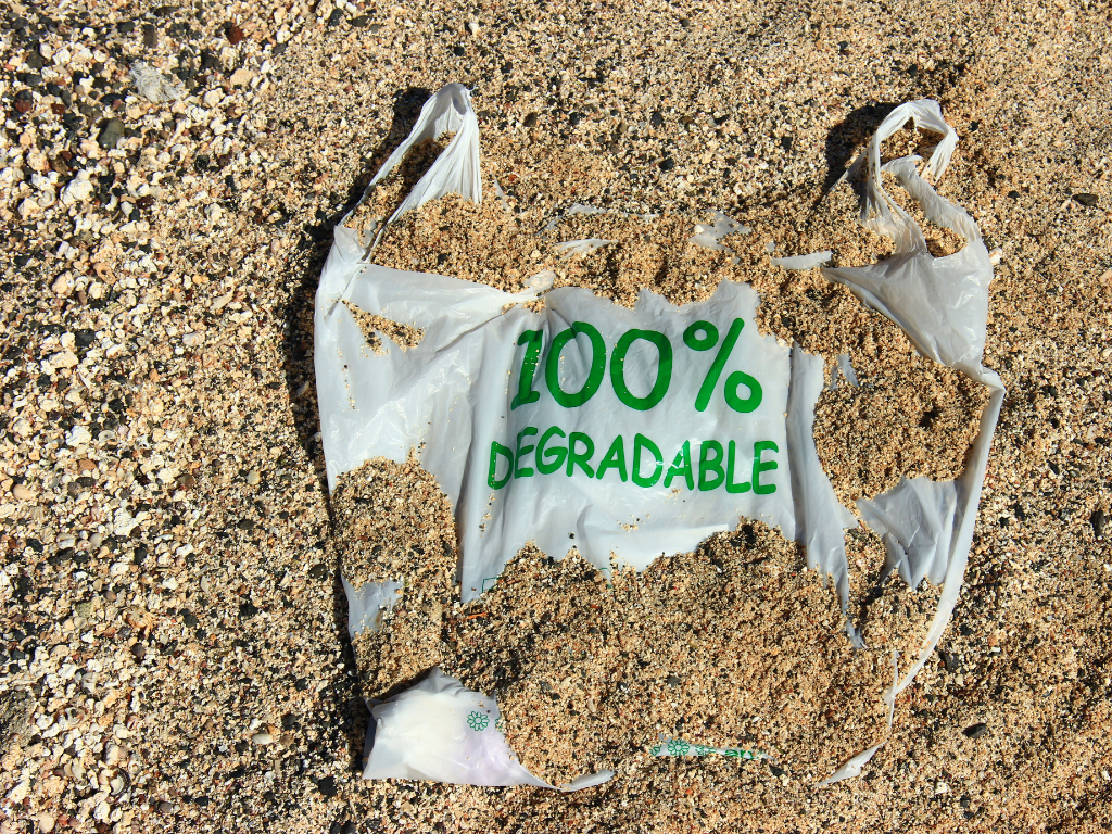 bio-degradable-plastic-sand-bioplastic